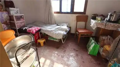 苏州母女两改造28㎡老旧房迎父亲回家