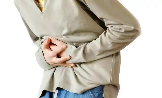 给胃不舒服的人提个醒:3种水果尽量别碰,不妨多用1"物"泡水喝