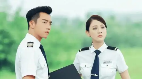 《壮志高飞》公布新片花 陈乔恩郑恺演绎澳门盛景下浪漫爱情