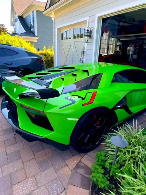 兰博基尼svj大妞