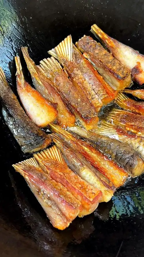 香煎鱼尾