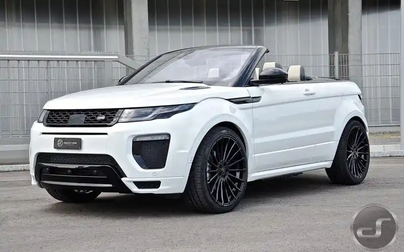 路虎揽胜极光敞篷版高清桌面壁纸