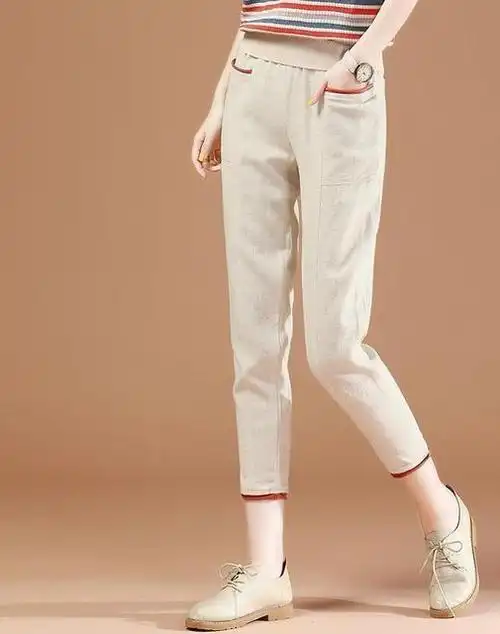 米白色的鞋子如何搭配衣服?