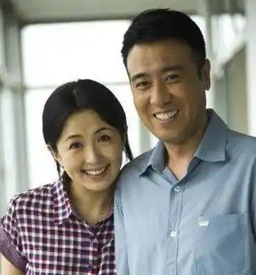 演员于和伟:幼年丧父,被亲姐哺乳养大,是姐姐也是妈