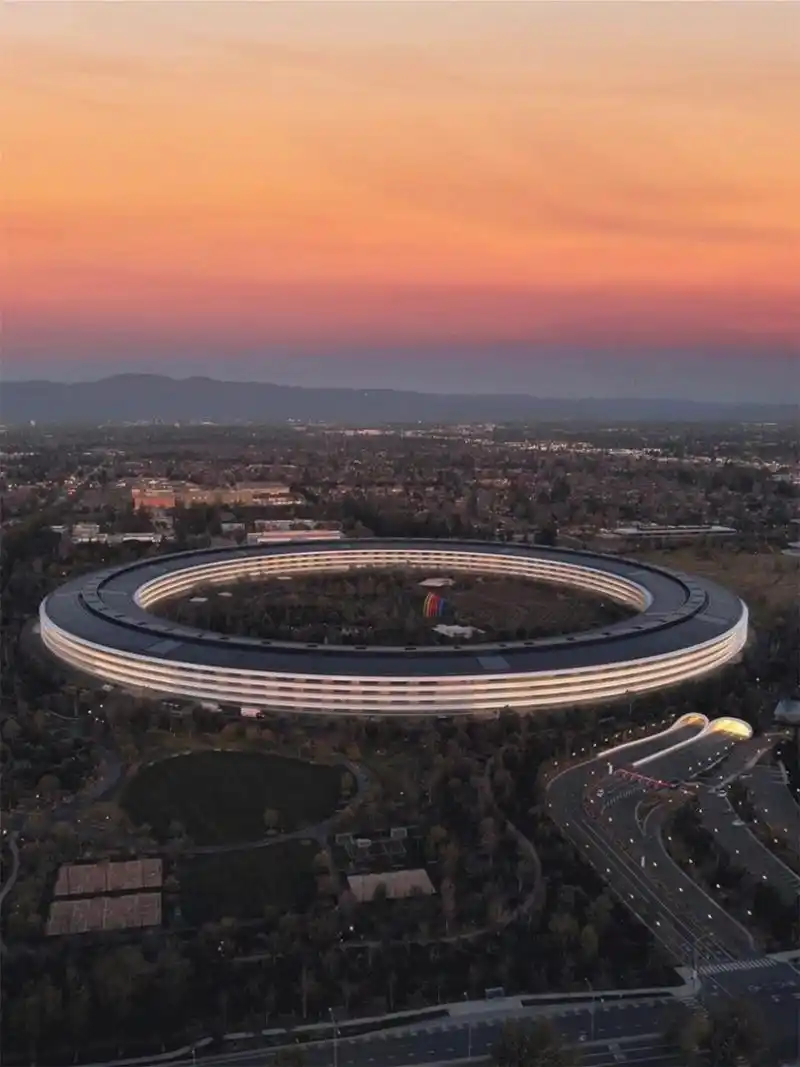 地球home键 apple park  乔布斯完美主义的苹果总部大楼