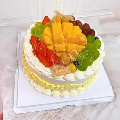 8寸简约水果蛋糕