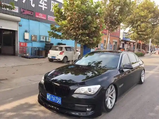 宝马7系改装airbft气动避震低趴姿态案例