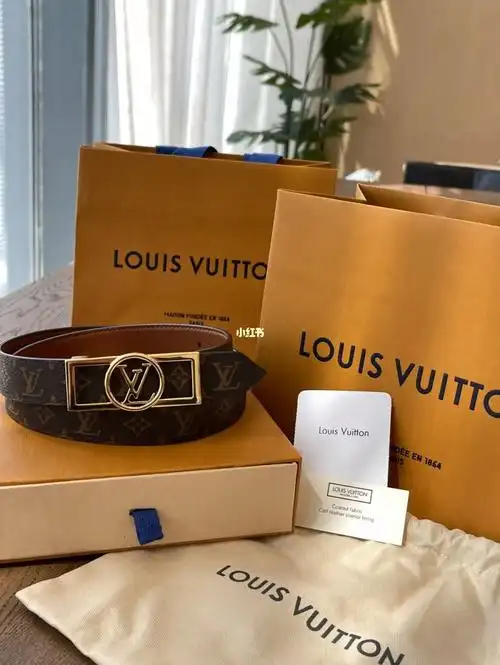 lv老花双面女士皮带