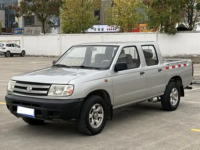 尼桑皮卡柴油3.0t