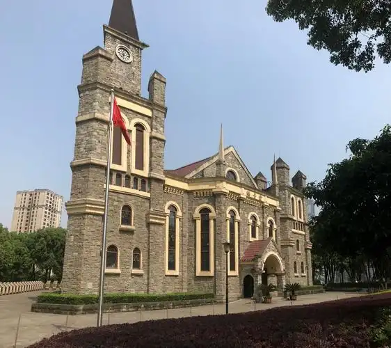 重庆哪些地方可以办教堂婚礼