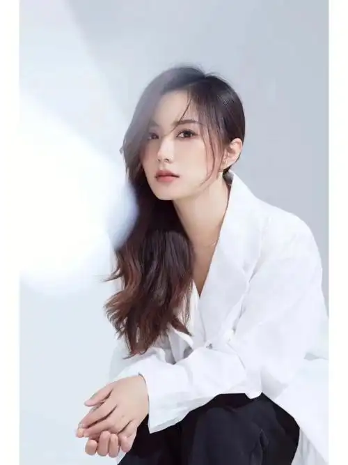 女生写真情绪风武汉