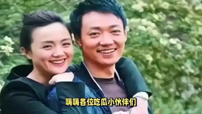 明星夫妇辛柏青与朱媛媛平凡中闪耀魅力不凡