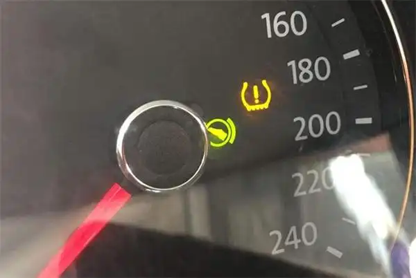 车子显示感叹号是什么意思