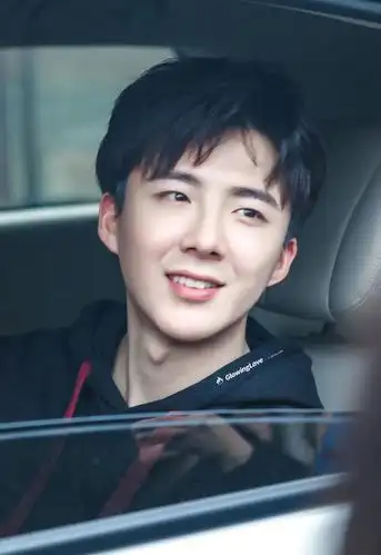 感受一波来自男明星的超a喉结杀哪一个是你的菜