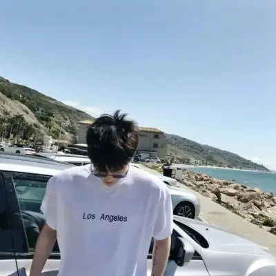 qq头像男生阳光清新高清清新阳光的男生头像好看