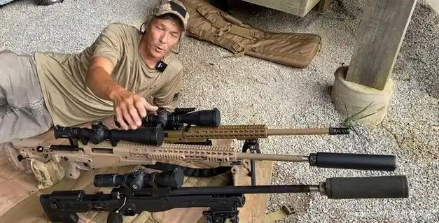 该半自动狙击步枪的精度十分出色,通过使用匹