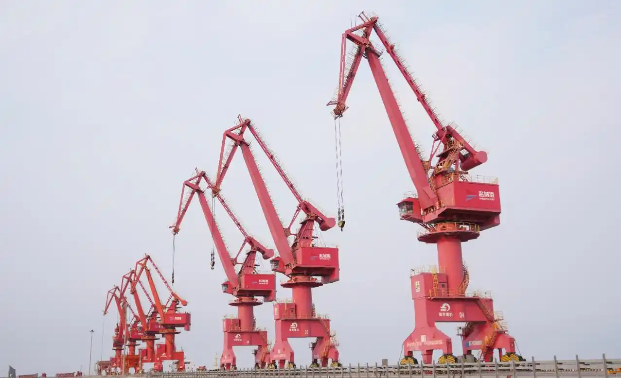 射阳面朝大海凭风起舞吹响风电产业集结号