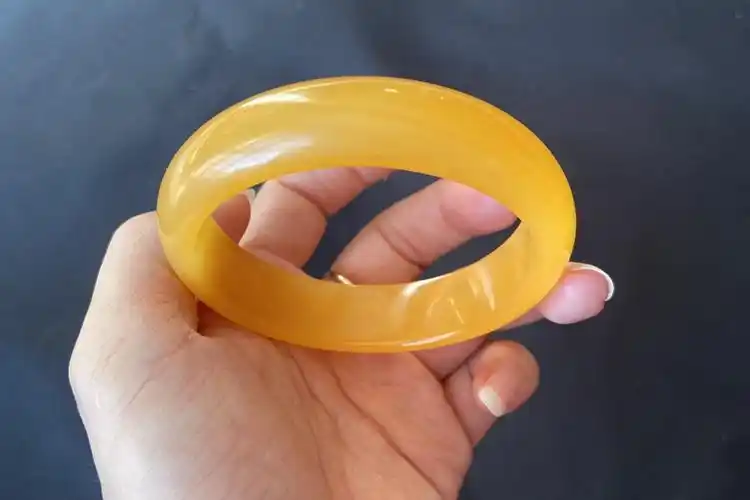 乌尔禾金丝玉鸡油黄手镯宝石光女款黄玉手镯 内径56mm【图片 价格