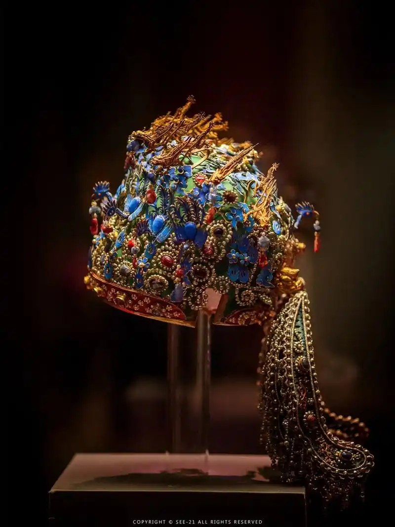 孝端皇后凤冠-国博.##凤冠头饰 #国风古韵 #凤冠霞帔 # - 抖音