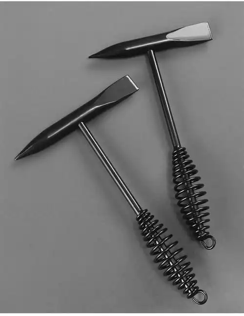 电焊工敲渣锤多功能弹簧焊渣锤扁尖头电焊锤防震手钳工除锈锤  300g高