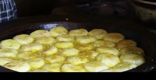 厉害都昌一美女大学生携团队自编自导都昌美食纪录片速来围观