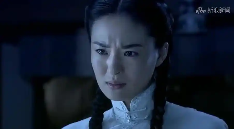 打狗棍:秀儿为救戴天理,拦下了熊希龄的车,巴瑞德救出戴天理