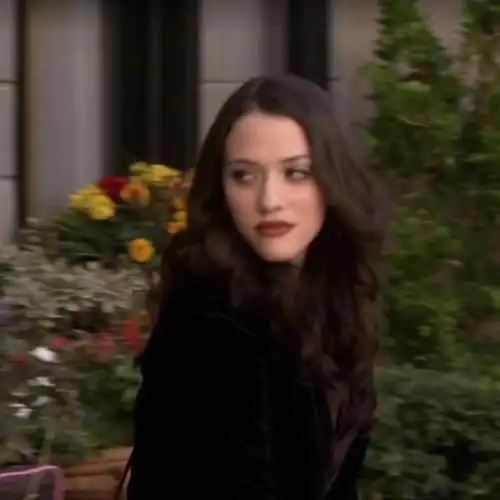 最后附一张可爱小憨哈哈哈#头像  #自截头像  #破产姐妹  #max