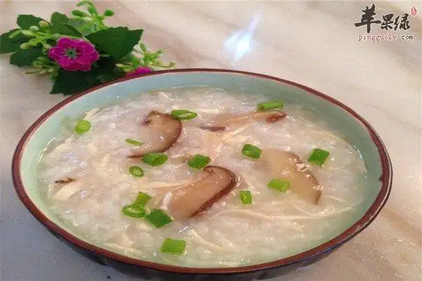 香菇鸡肉粥1.jpg