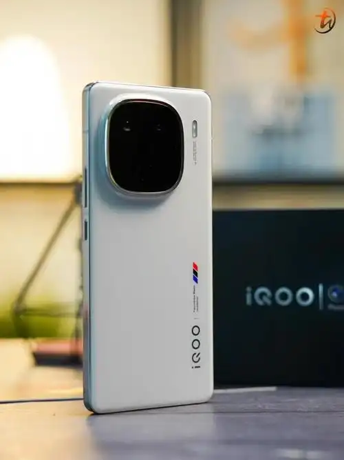 redmi note12 turbo日常价格1599 元,今日到手价1412 元,来直播间下单