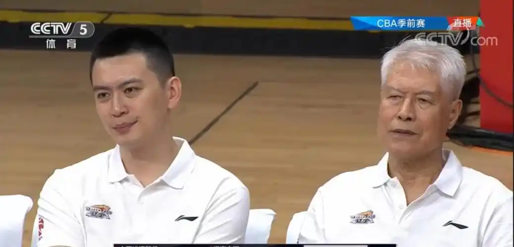 管用80岁蒋兴权教训辽宁小将15分钟抢9板回击质疑