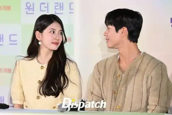 秀智朴宝剑新闻图##朴宝剑秀智新闻图