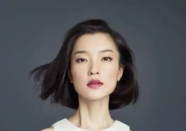 和杨幂,赵丽颖学习不同脸型的穿搭,3个技巧让你避免踩雷