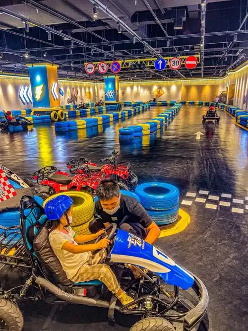 最重要的是"安全可靠"卡丁车车体设计合理在能感受速度的前提下不用