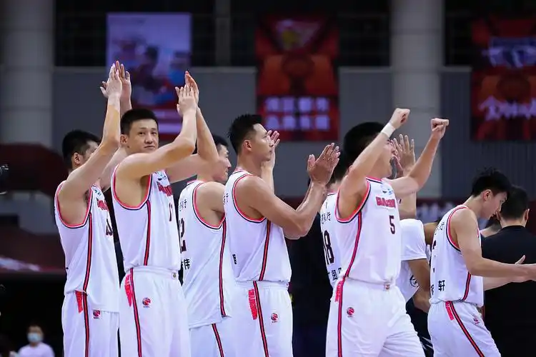 cba季后赛半决赛g3广东8885北京