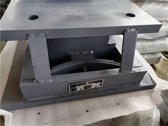 多向盆式橡胶支座现货衡水万鸿北海多向盆式橡胶支座