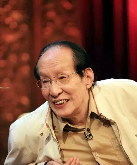 常宝华于10点46分逝世,享年88岁,师从马三立,常远的爷爷