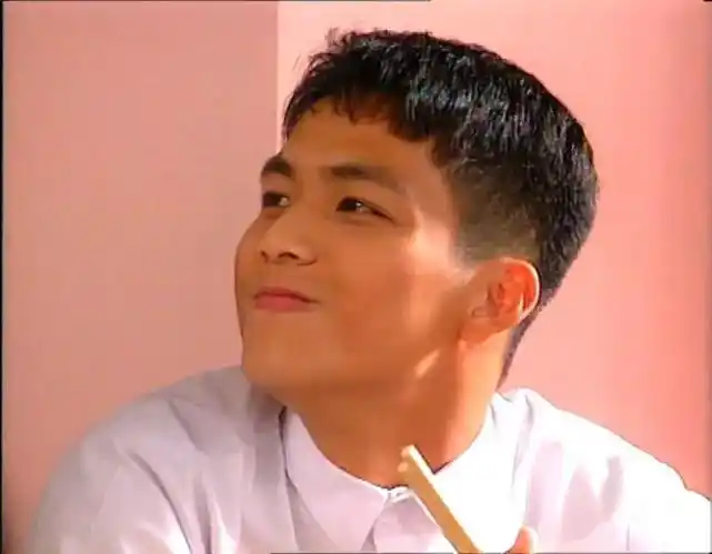 亲恩情未了家庭剧剧情温馨郑秀文钟汉良刚出道就演技不俗