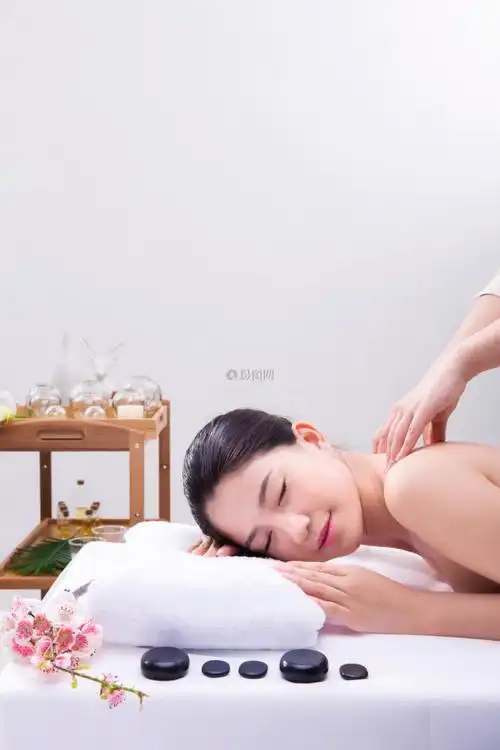 养生美容性感美女做spa按摩-背景素材图片-图怪兽