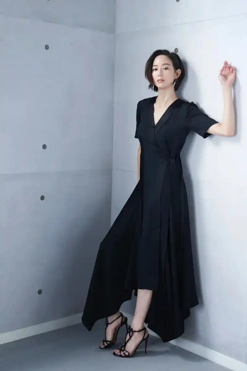 气质女神穿搭#女明星#张钧甯 - 抖音