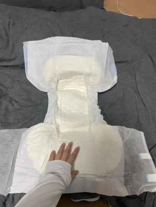 男朋友给买的卫生巾可以穿吗