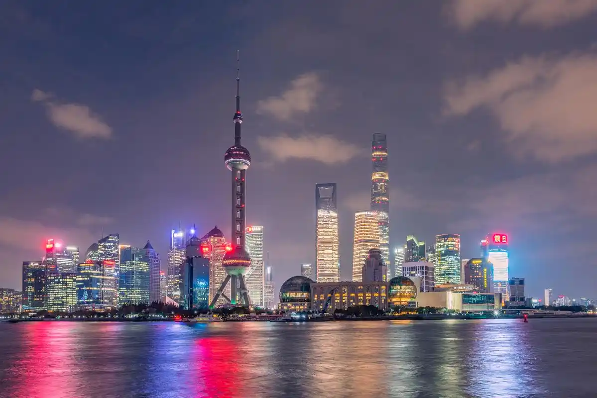 9515上海夜景推荐:  11566陆家嘴夜景 99位于浦东新区