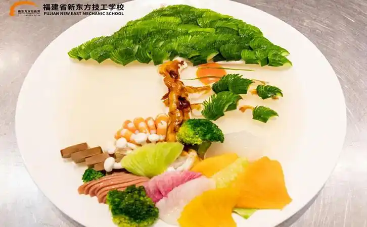 让美食锦上添花—福建省新东方技工学校艺术拼盘大赛