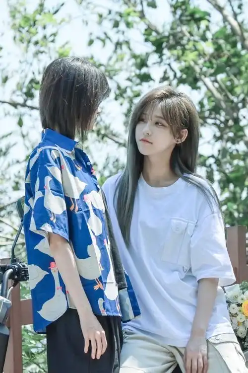 蒋芸王晓佳是小说照进现实吧##王晓佳是蒋芸在渊mv中的幻想