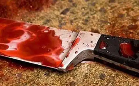 赌徒在家砍伤妻儿 报警后反悔称"喝多了"