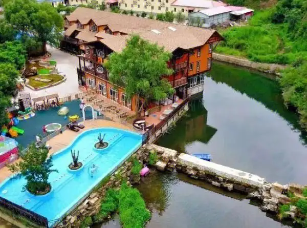 密云休闲泳池私汤美式度假村