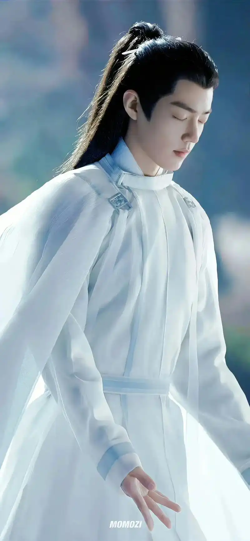 时影的全身照哦!仙气飘飘大神官#玉骨遥 #肖战 #肖战玉骨遥 - 抖音