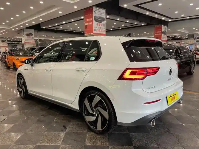 大众 高尔夫  2021款 380tsi dsg gti图片