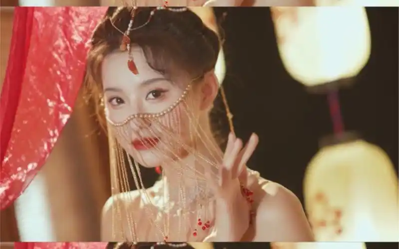 【北川婠婠】仿妆!当我穿越进"吃鸡"游戏后!