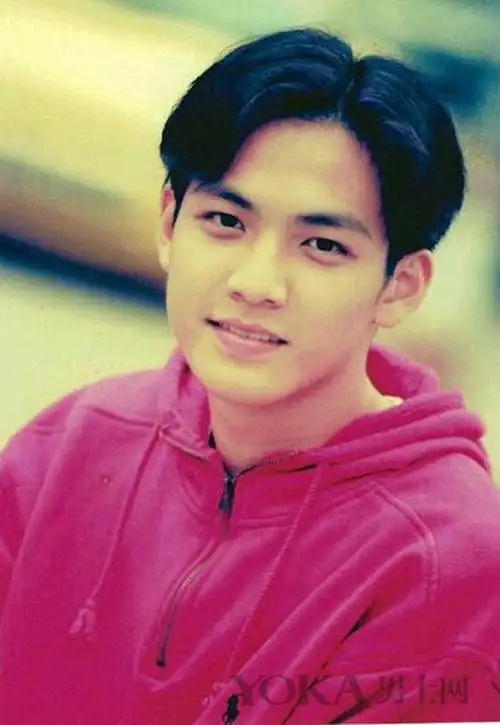 属于80年代记忆中的时髦发型