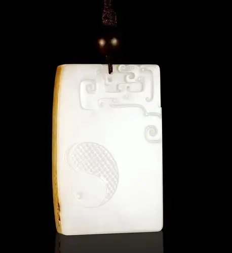 杨曦?和田玉龙韵牌